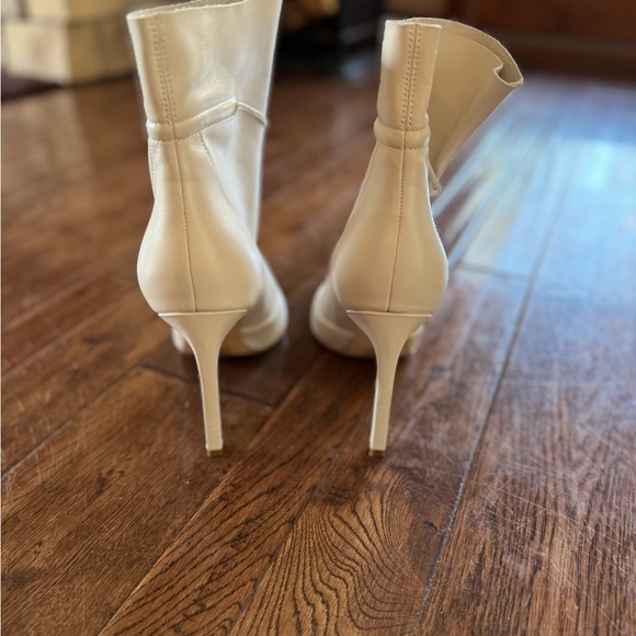 Nine West Tirzah Pointy Toe Dress Booties cream - Picture 3 of 9